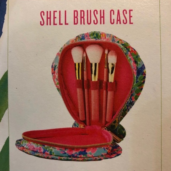 Lilly Pulitzer shell brush case*^SOld - Picture 2 of 5